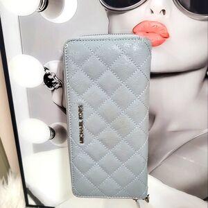 Michael Kors long wallet/phone holder